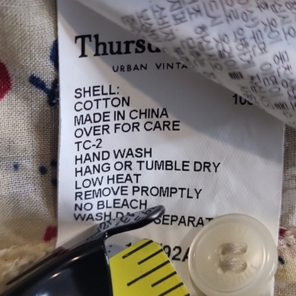 Thursday Island Creamy Tan Floral Cap Sleeve Ruffle Detail Button-up Shirt, XS - Picture 10 of 10